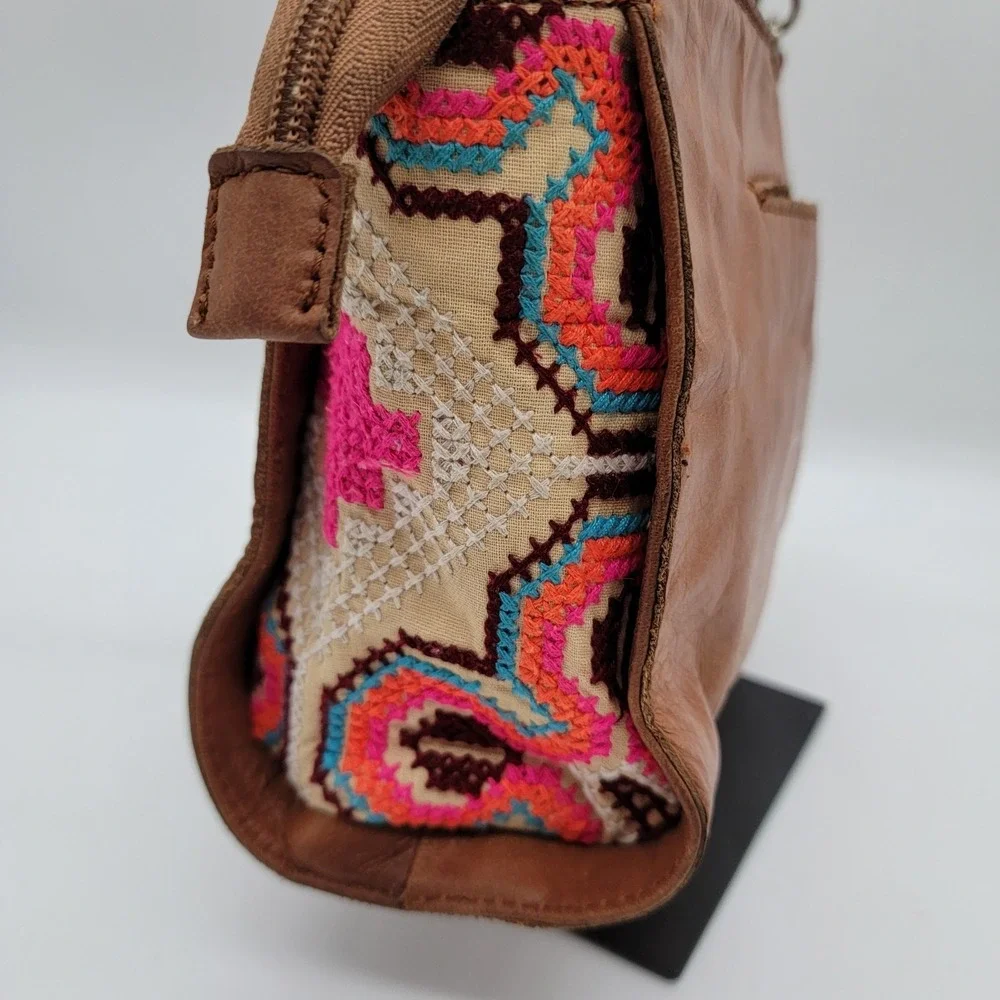 THE SAK Cabrillo Demi Italian Leather Crossbody Purse Colorful Fabric Sides Lash